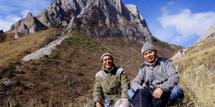 Tibetan guides